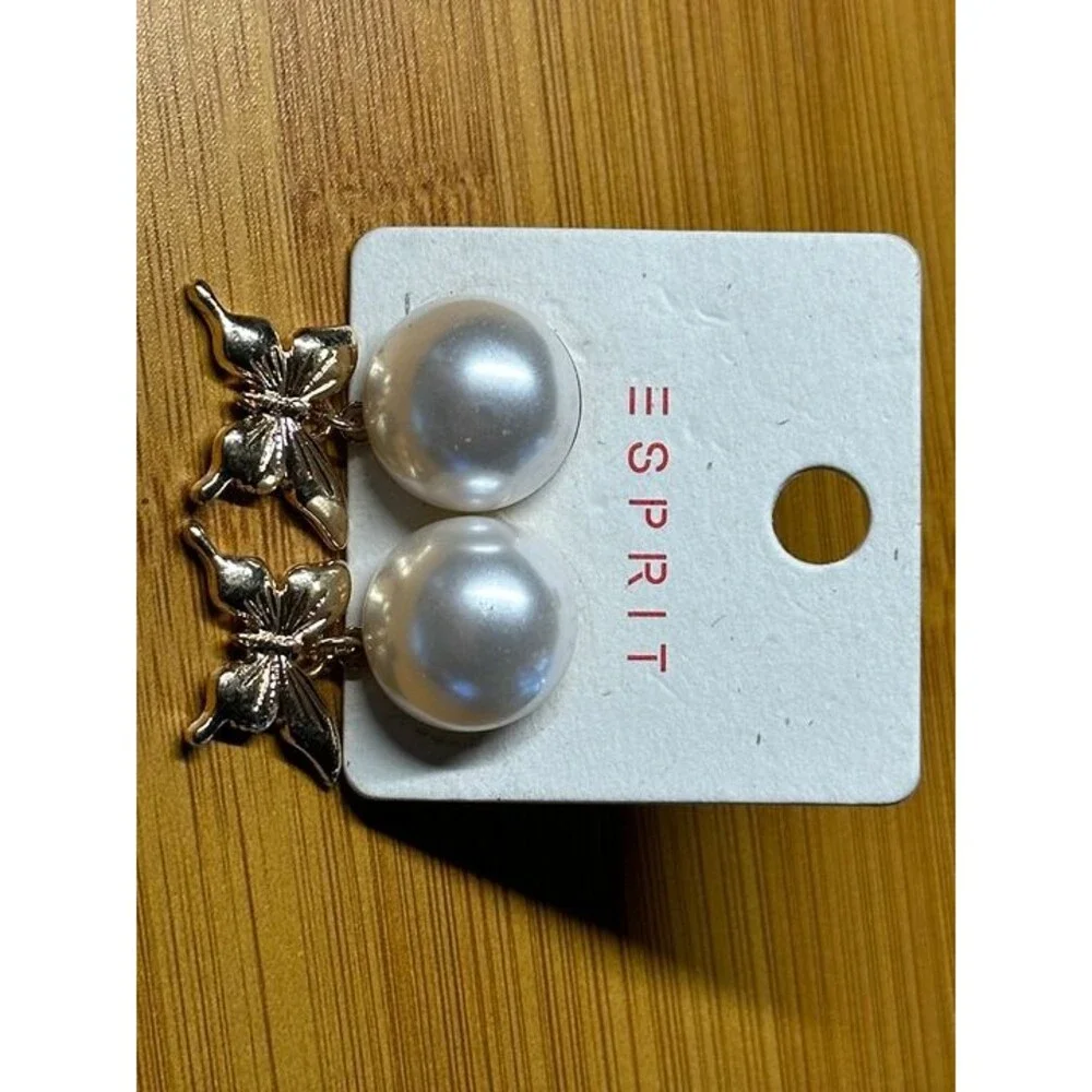 ESPRIT Gold Tone Pearl Stud Earrings Gold Butterfly Dangle Charm Boho New Pair